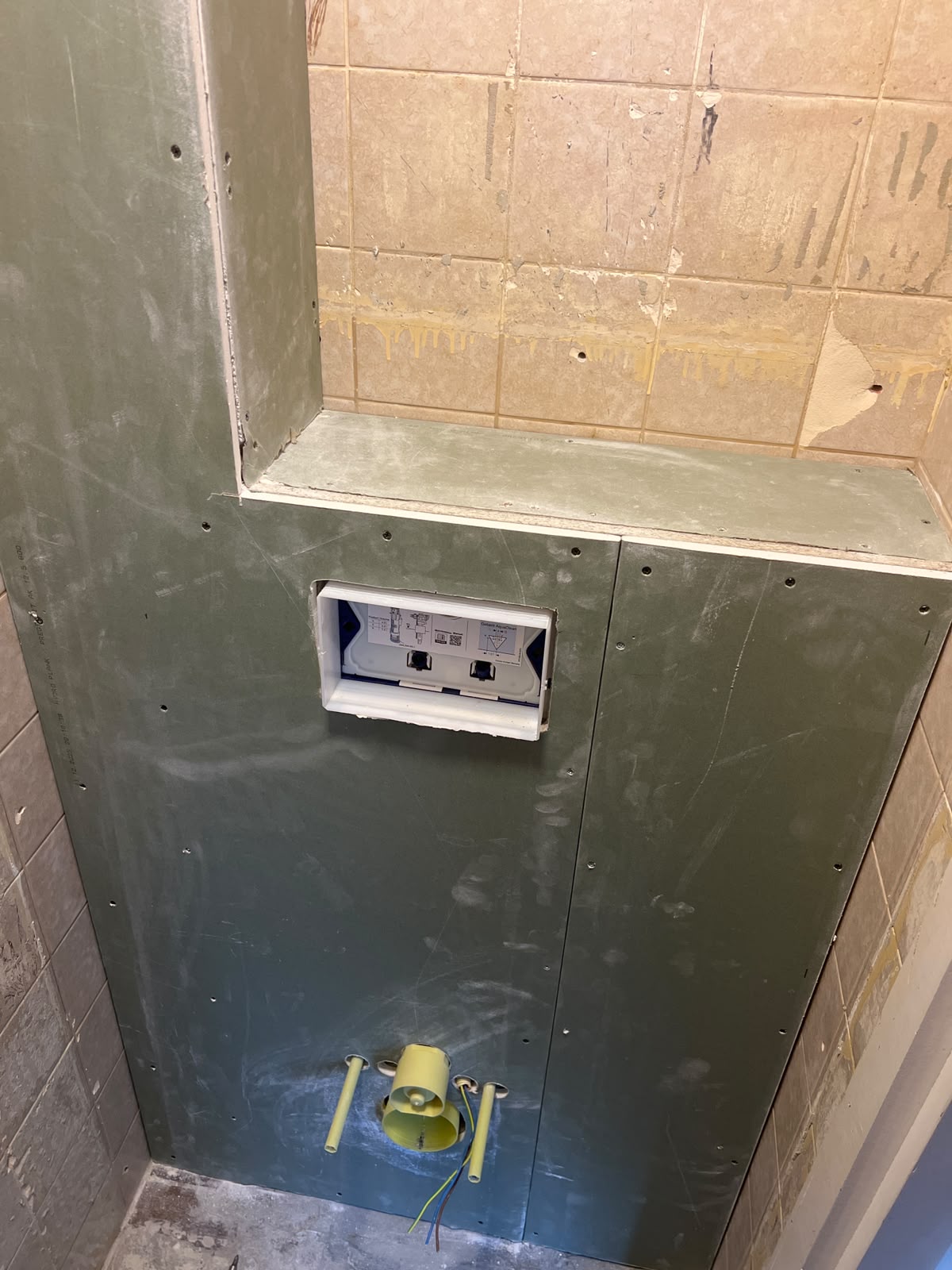 Sanitair plaatsen — werkfoto 5