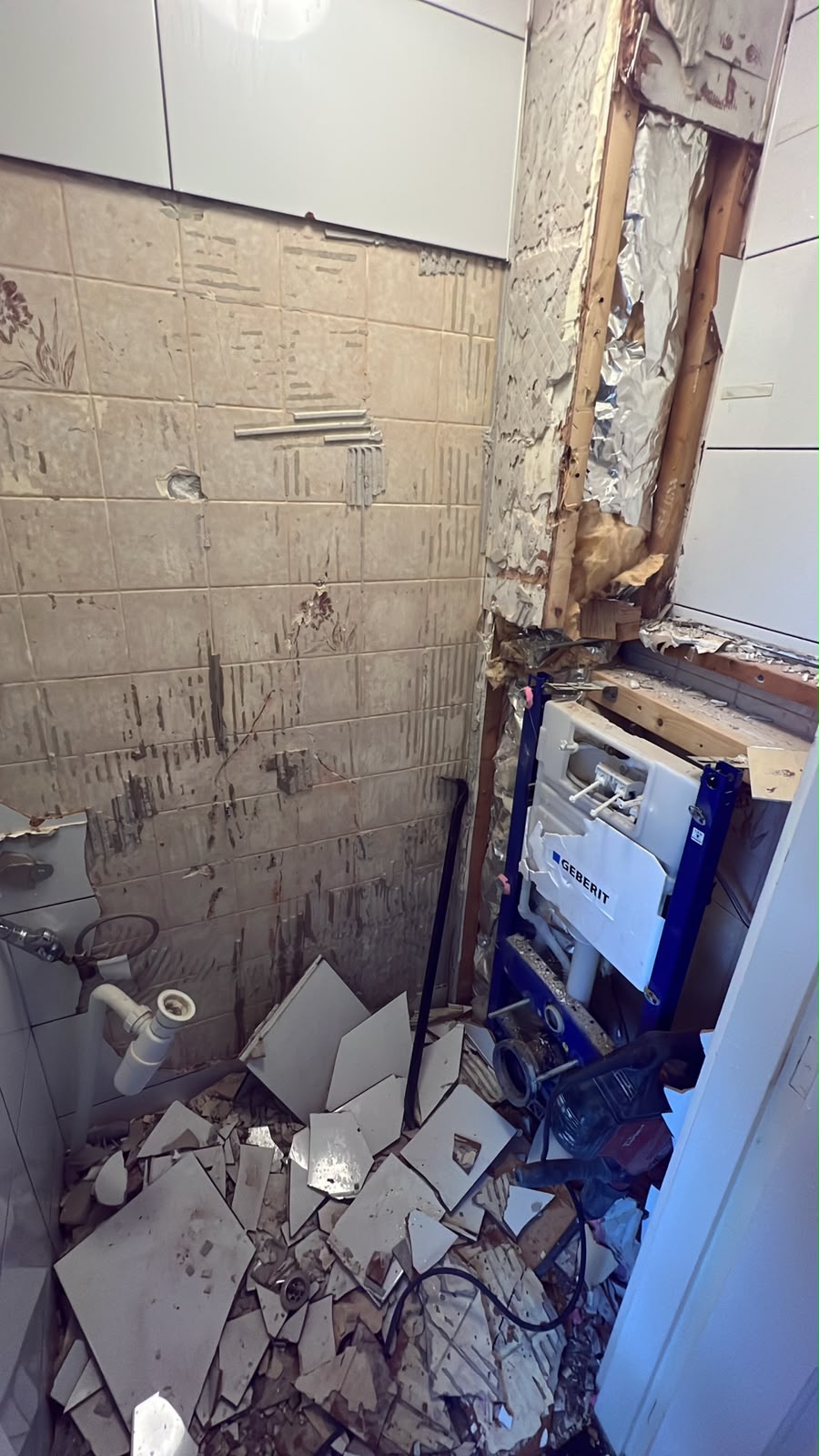 Toilet met warme afwerking — voor